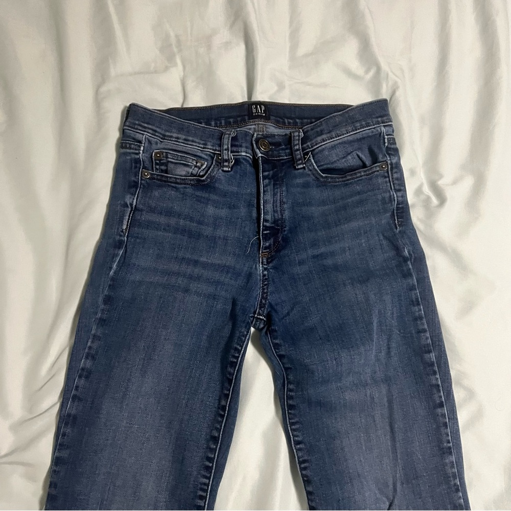 GAP Perfect Bootcut Jeans in Dark Blue Women’s size 28 R